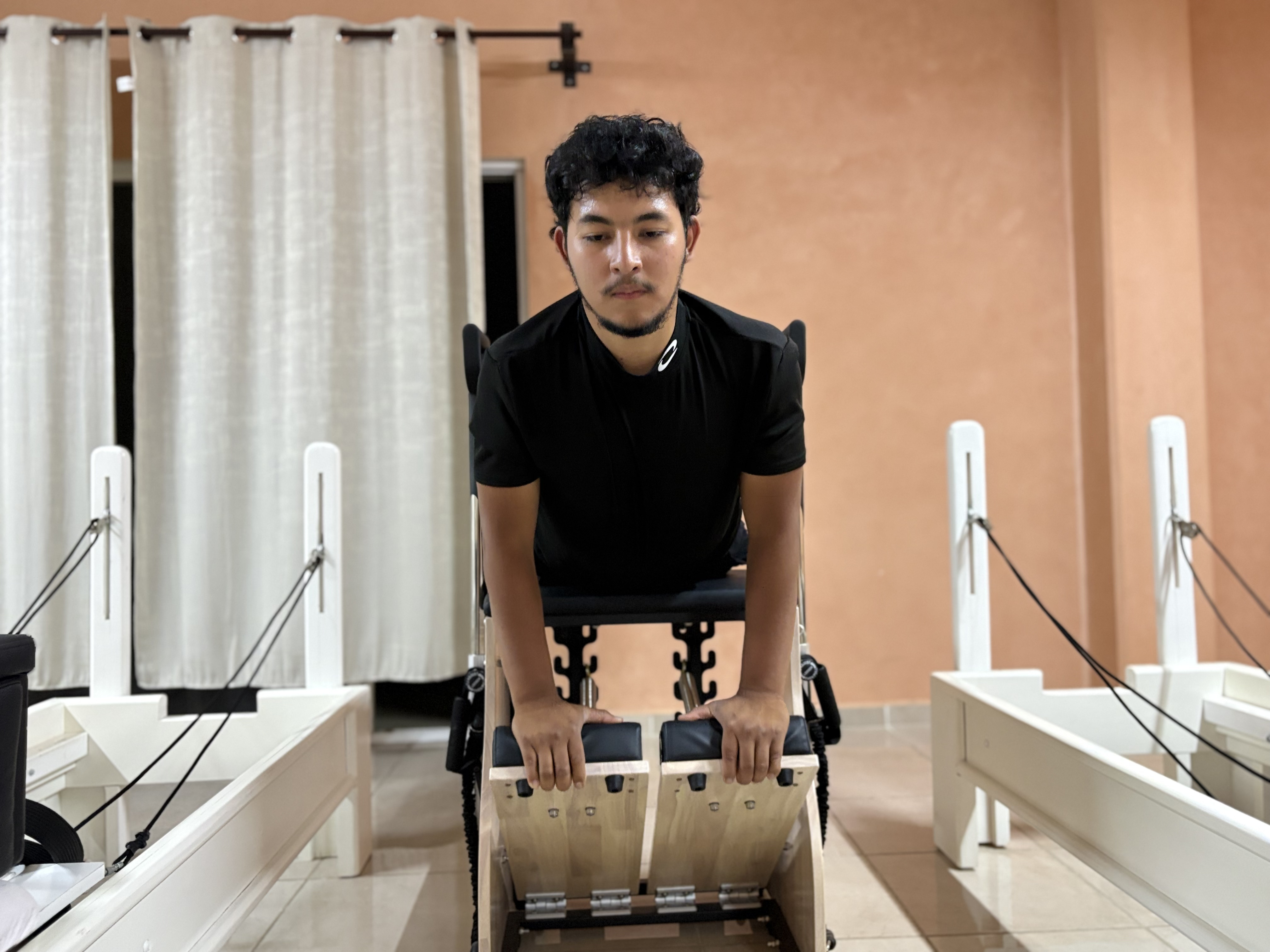 Galo's Pilates Studio slider 28